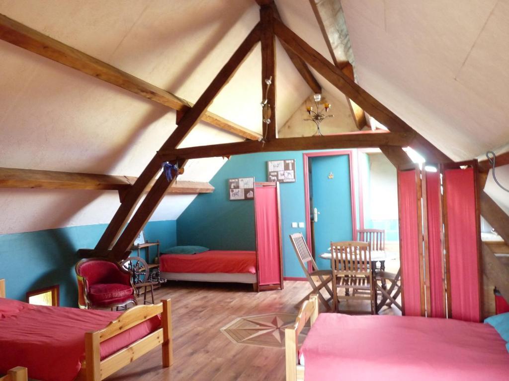 Le Trot'In Chair Bed and Breakfast Martigny-le-Comte Habitación foto