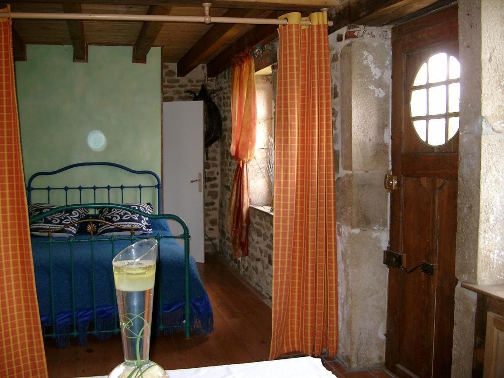 Le Trot'In Chair Bed and Breakfast Martigny-le-Comte Habitación foto